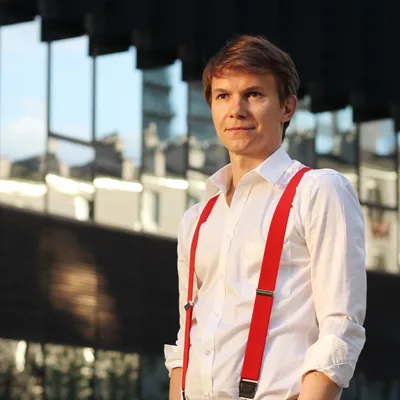 Okładka: Piotr Zając o rynkach