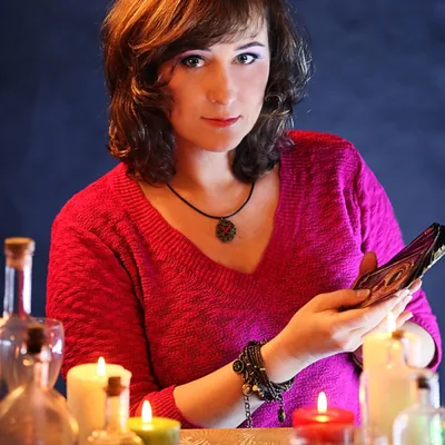 Okładka: Podkowa Szczęścia - Horoskopy i Tarot