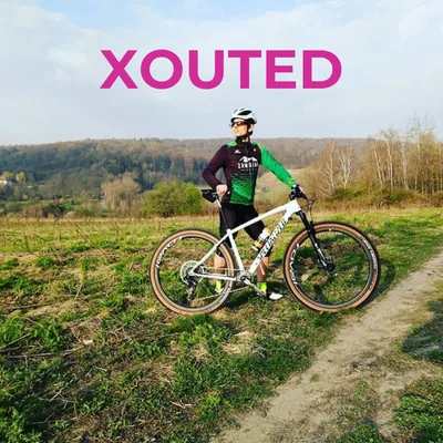Okładka: XOUTED - Marek Tyniec o Kolarstwie